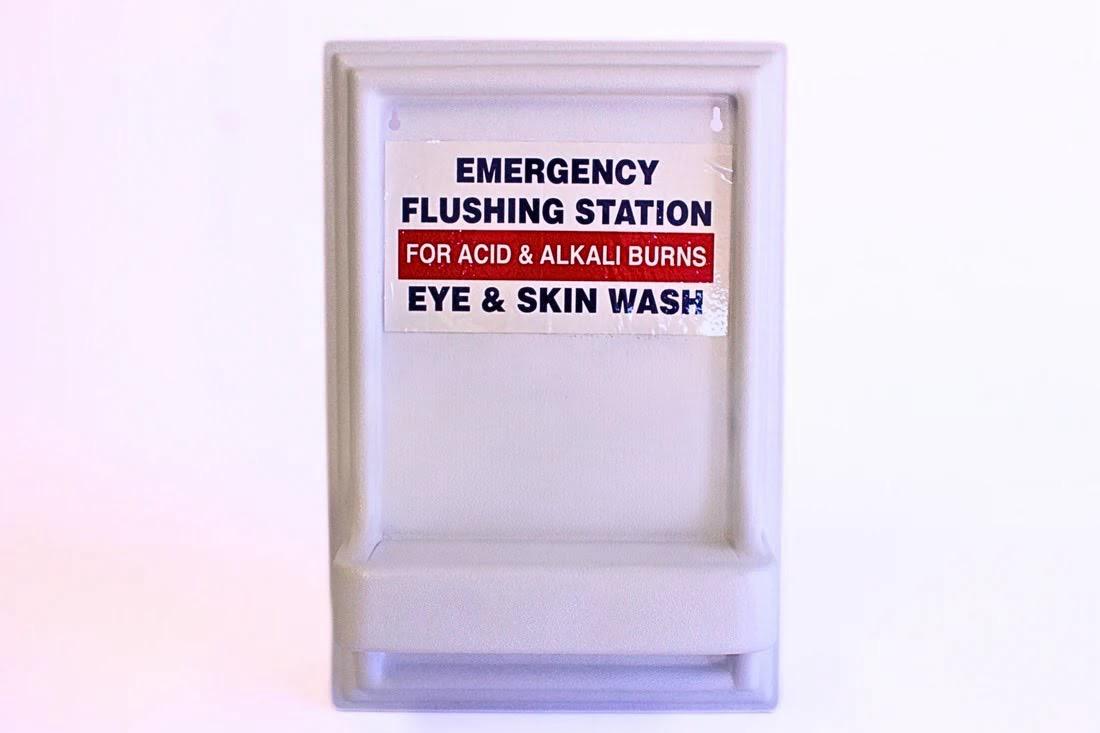 Eye Neutralizer Station (Empty)